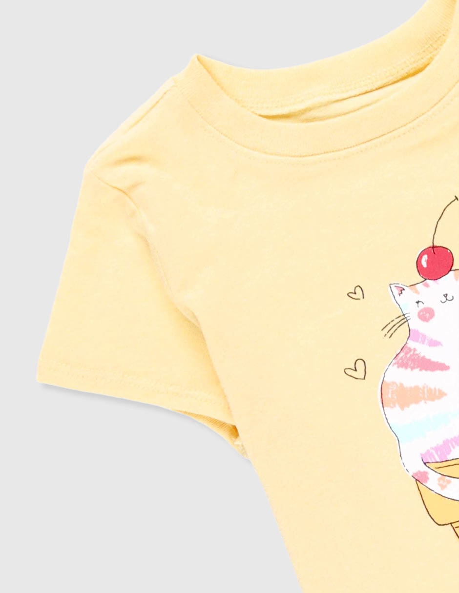 Playera manga regular para niña