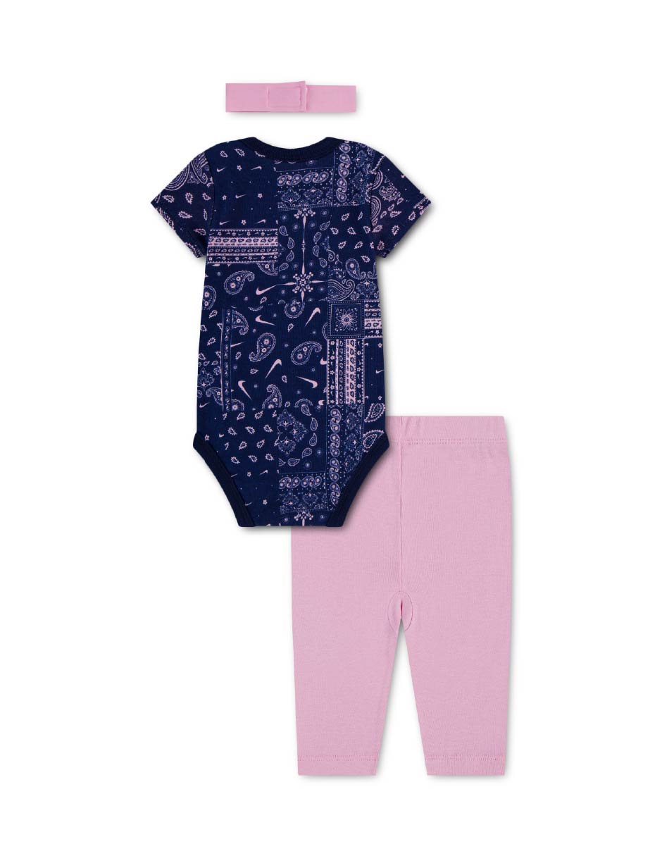 Conjunto deportivo Nike para bebe niña