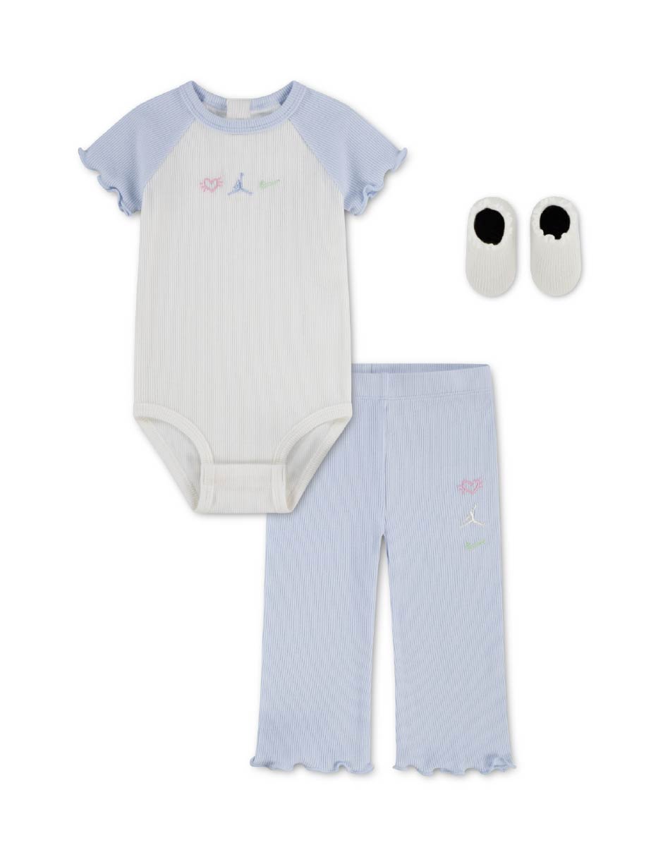 Conjunto deportivo para bebe niña