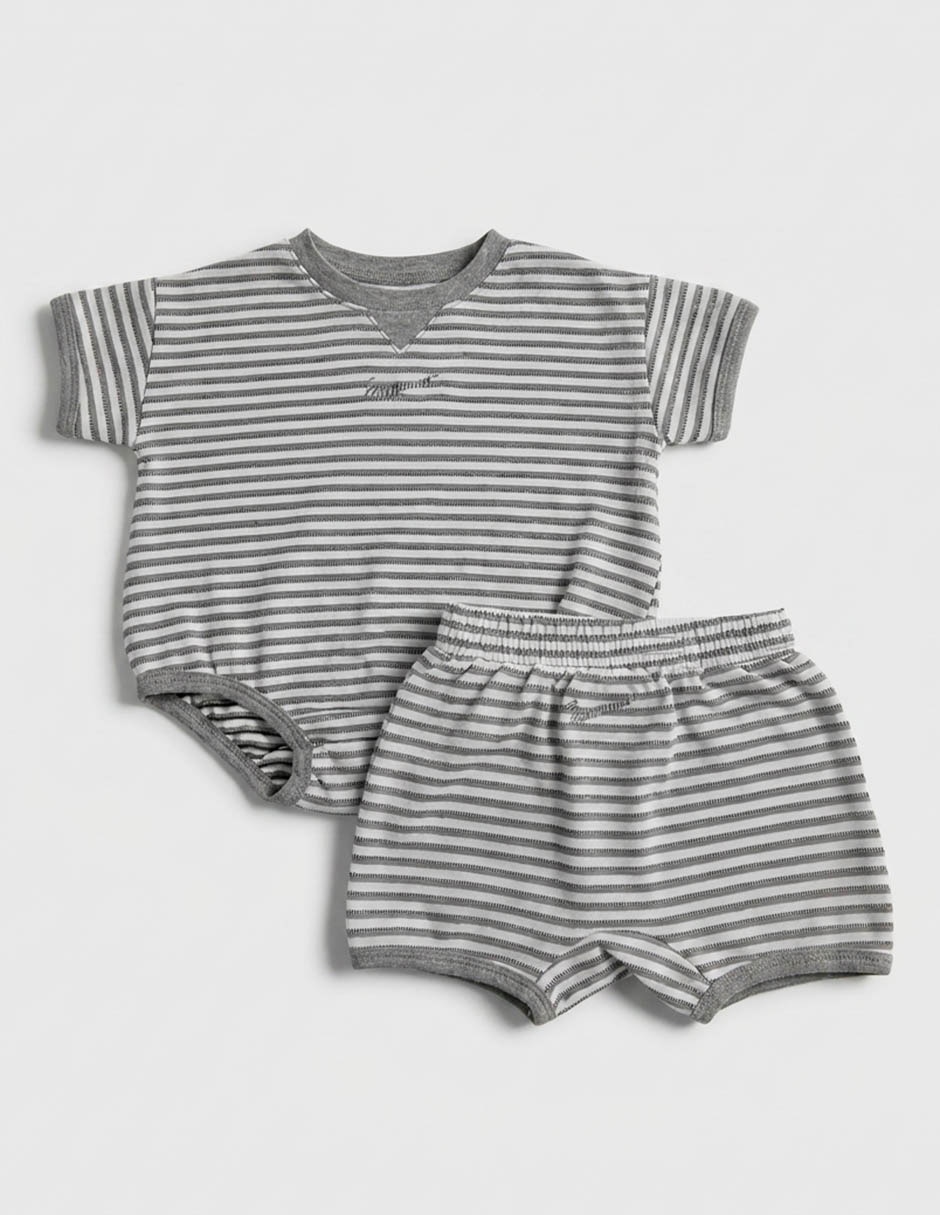 Conjunto unisex 3